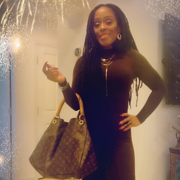 Meet your Posher, Brandy - Picture 14 of 15